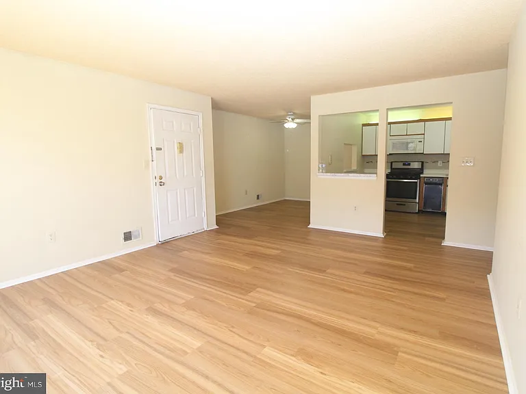 7 Joyner Ct — Photo 8