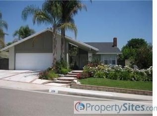 338 Calle Alcazar, Walnut, CA 91789