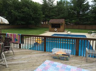 8 Hartwig Pl, North Haledon, NJ 07508