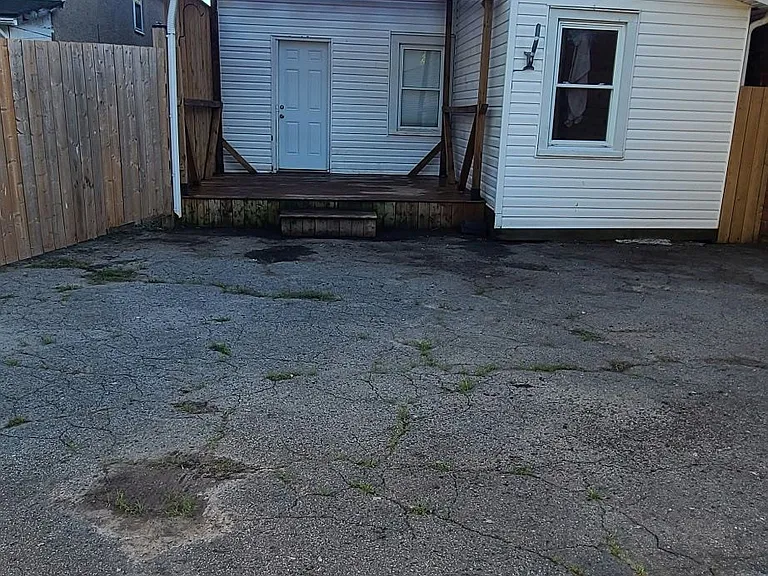 14 Albert St #LOW — Photo 11