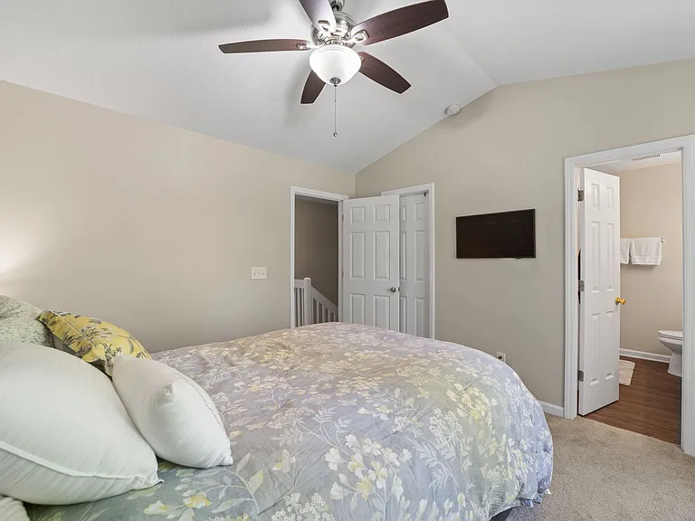 442 Peyton Ct — Photo 14
