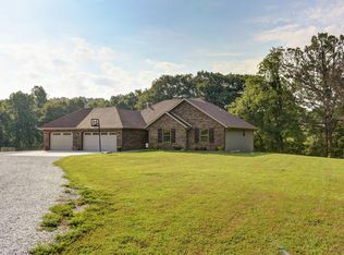 647 Azalea Ln, Clever, MO 65631