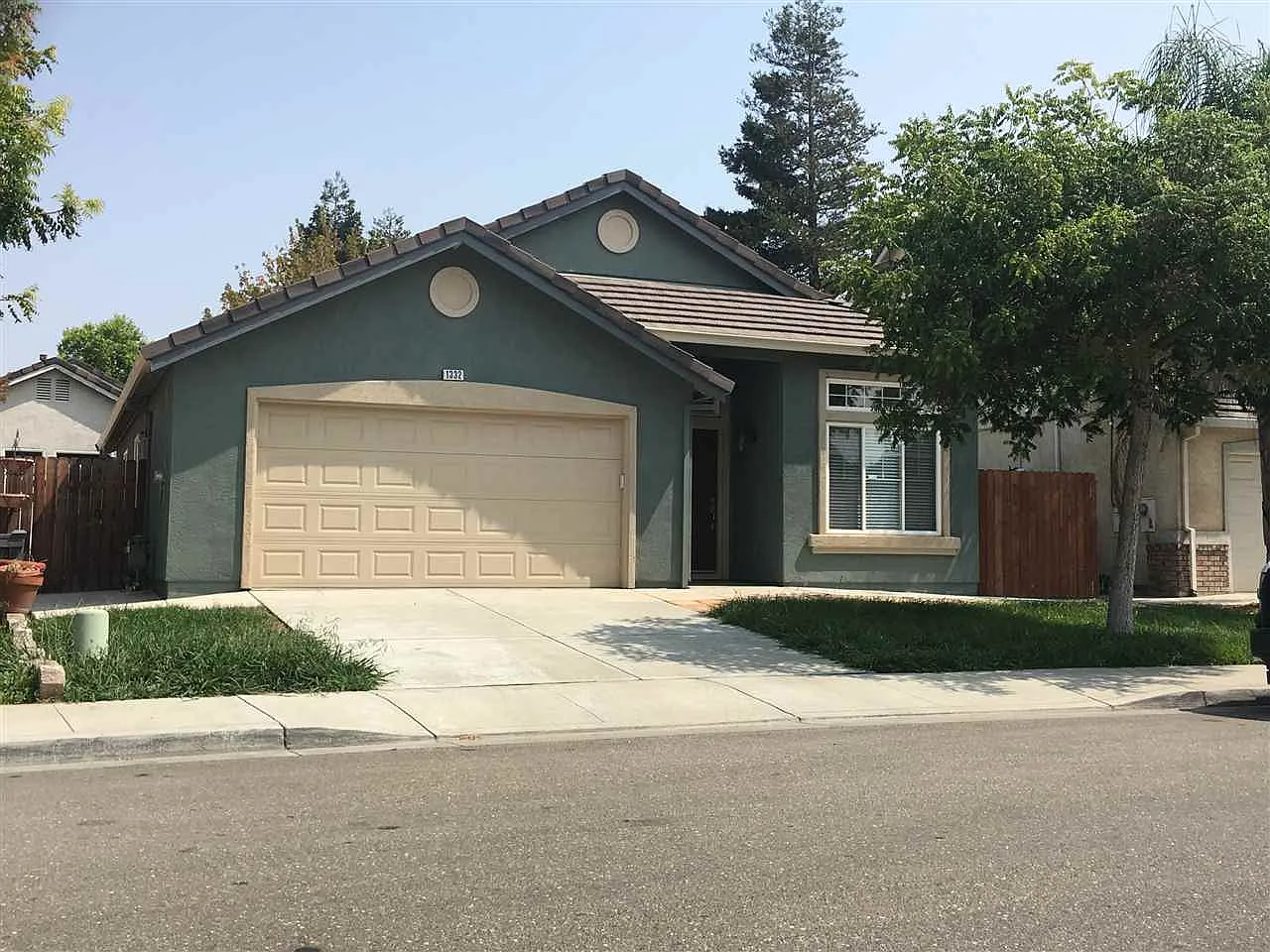 1332 Evergreen Way photo 1