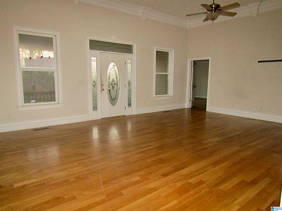 3rd image of 1518 Frog Level Rd