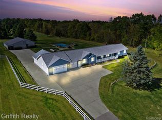 6005 Carscadden Way, Highland, MI