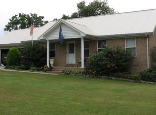 475 Fishermans Rd, Big Sandy, TN 38221