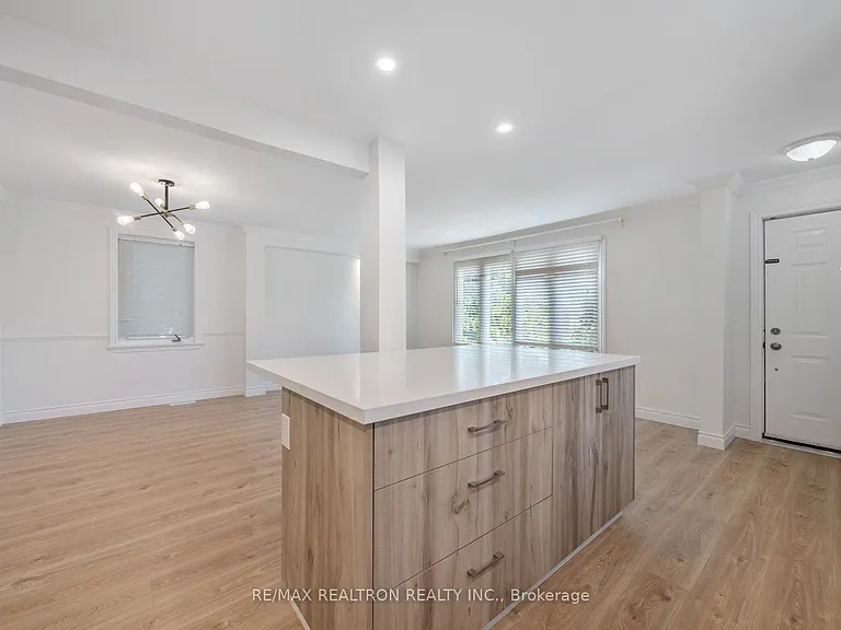 110 Gorman Park Rd — Photo 12