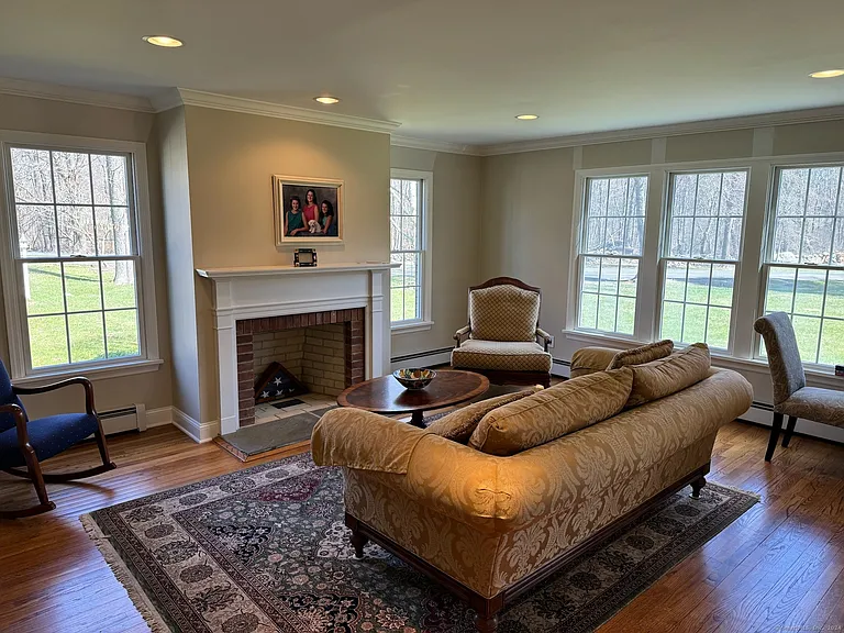 11 Van Campen Ln — Photo 21