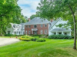 7 Fairway Dr, Andover, MA 01810