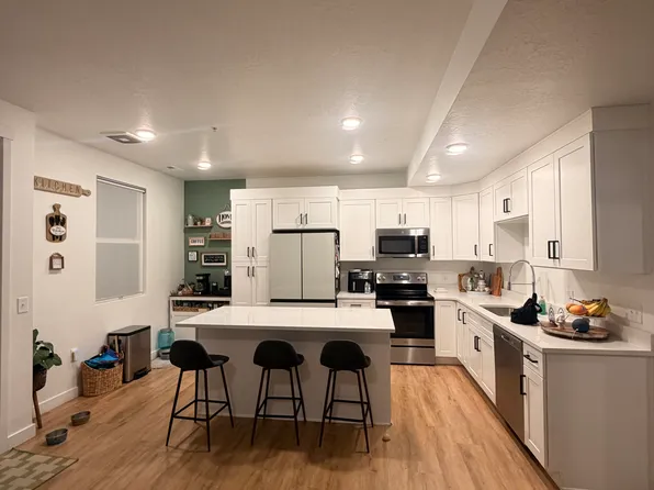 5192 Black Twig Dr #105, South Jordan, UT 84009