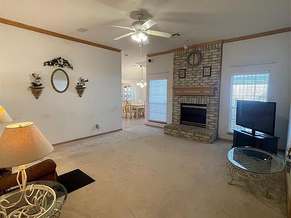 4th image of 4304 Lamar Dr