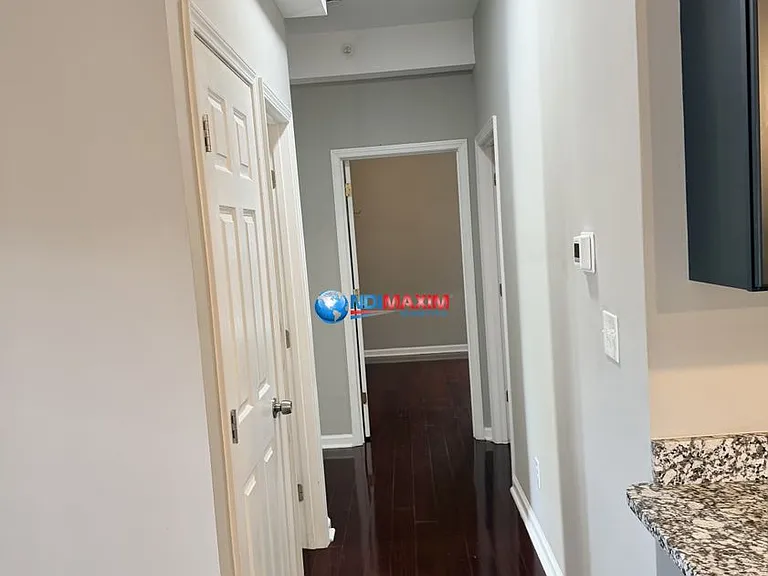 145 N Main St — Photo 5