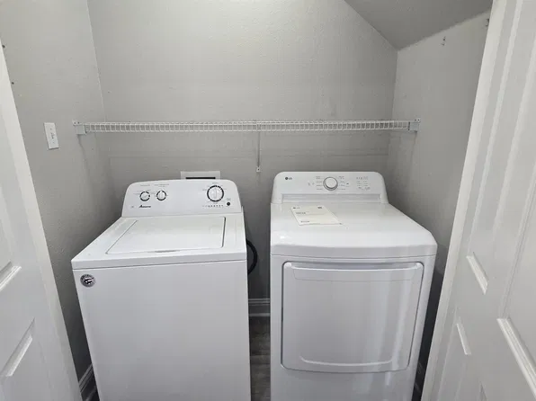 4000 Lake Beau Pre Blvd APT 163, Baton Rouge, LA 70820