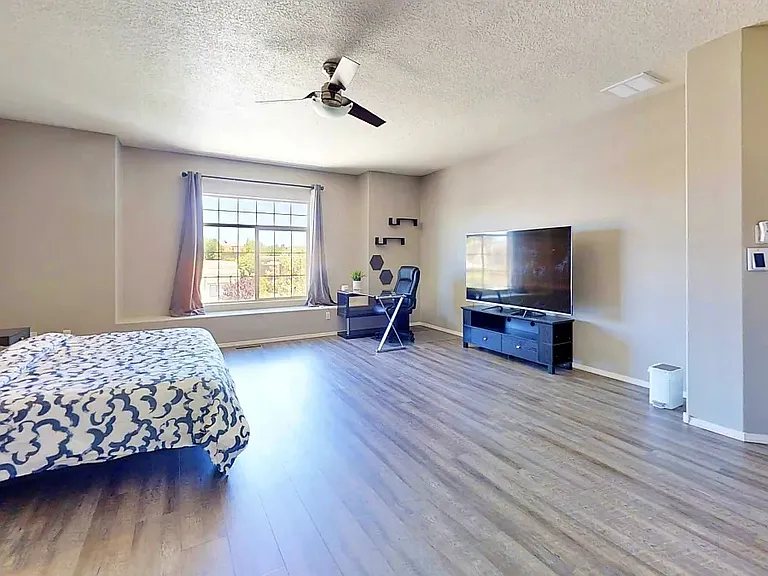 2406 Treviso Dr SE — Photo 10