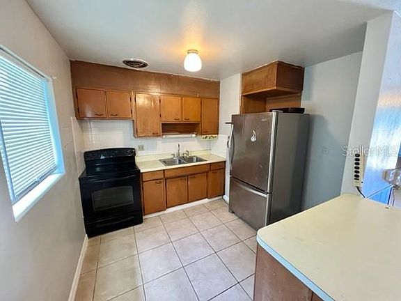 2nd image of 7317 Mandarin Dr