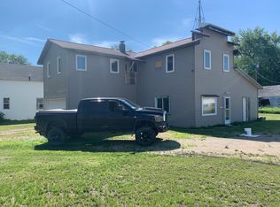 101 Memorial Dr NW, Hoffman, MN 56339