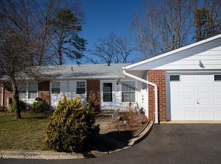 1056D Argyll Cir #1004, Lakewood, NJ
