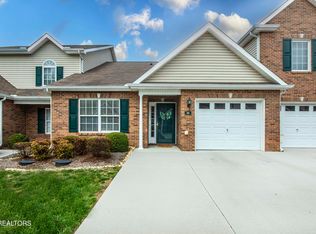 3715 Sean Grove Way, Knoxville, TN 37921