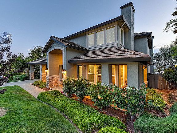 4th image of 1573 Terracina Dr