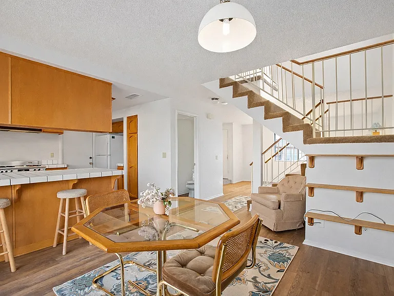 45136 Watford Ave — Photo 7
