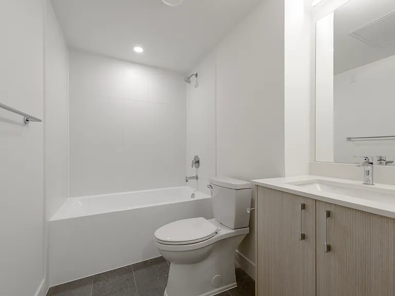 902 Lytton St — Photo 26