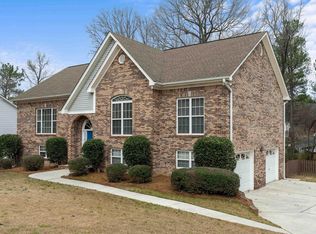 429 Milgray Ln, Calera, AL 35040