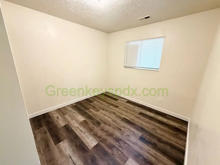 2614 SE 115th Ave — Photo 20