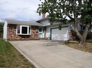 8501 Doll Dr, Garfield Heights, OH 44125