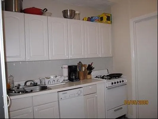 Rented by Immac Realty | media 13