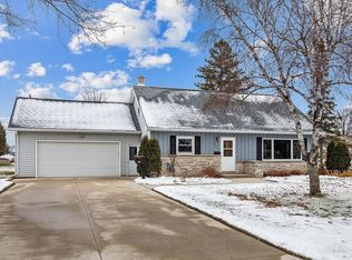 324 Court St, Stockbridge, WI 53088