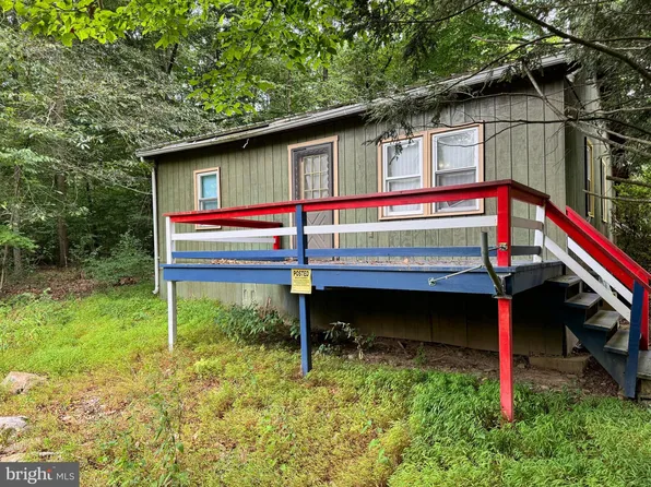 102 Hampton Ln, Millerstown, PA 17062