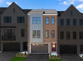 44510 Lowestoft Sq, Ashburn, VA 20147