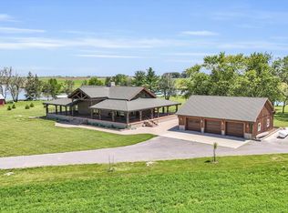 762 N 1720 East Rd, Milford, IL 60953