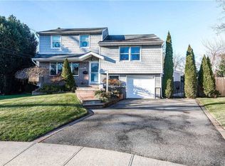 1930 Quintus Dr, North Bellmore, NY 11710
