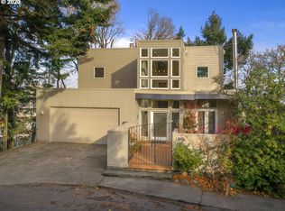 2408 SW Chelmsford Ave, Portland, OR 97201