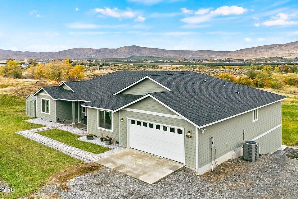 1st image of 15649 Fisk Rd