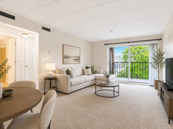 685 Main St #33, Weymouth, MA 02190