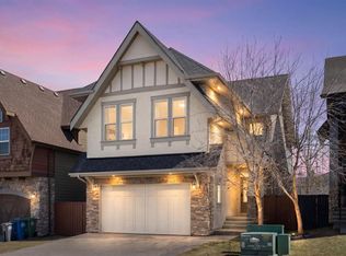 5 W Riviera Cres, Cochrane, AB T4C 0T6