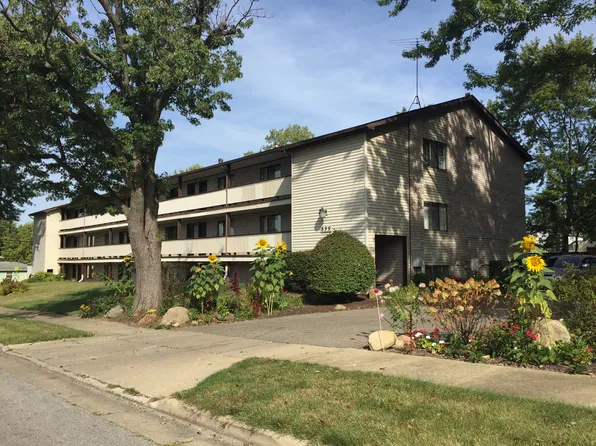 Bella Dora Rosamond Ave. Apartments, 899 Rosamond Ave #3, Akron, OH 44307