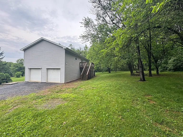 Latimore Creek Rd — Photo 11