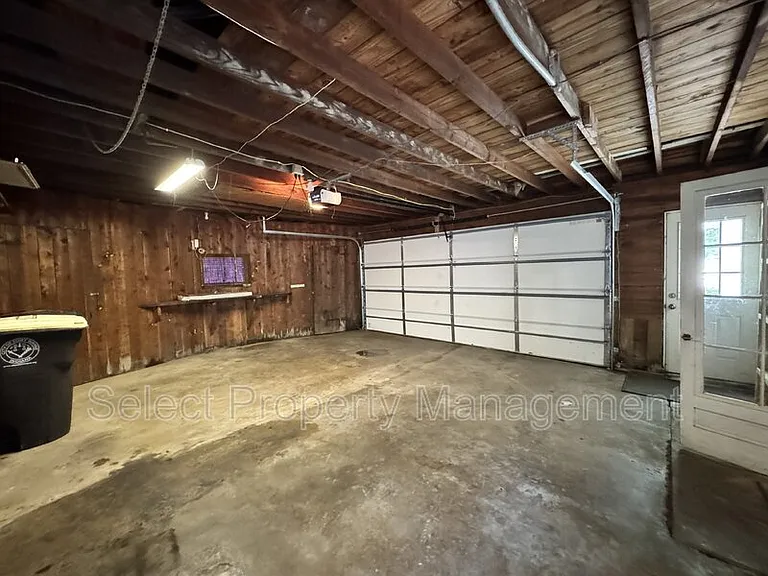 7515 Aboite Center Rd — Photo 18