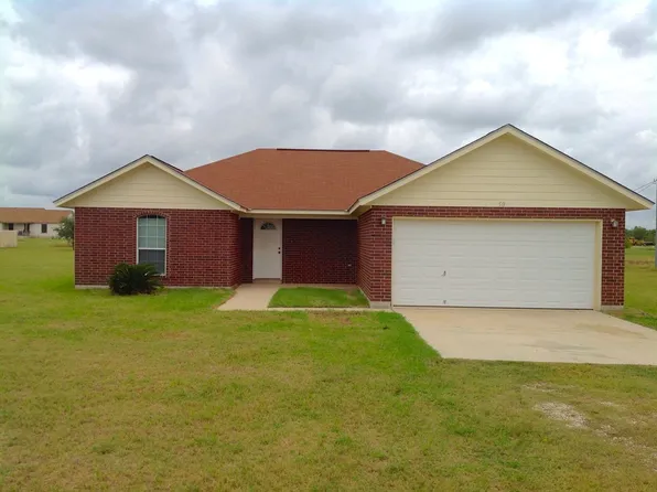 50 Rock Dove Dr #1, Lytle, TX 78052