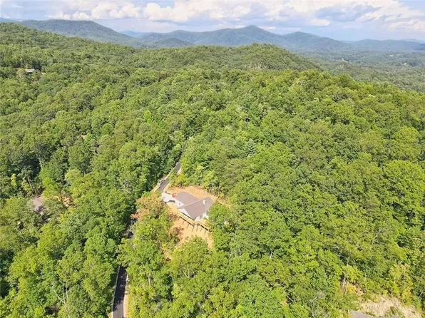 527 Abby Ln, Clayton, GA 30525