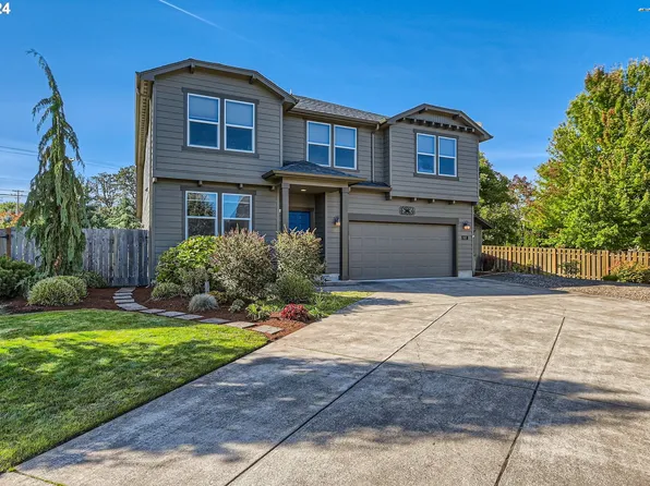 907 35th Ave, Forest Grove, OR 97116