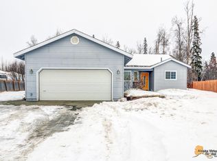 889 S Idaho Peak Cir, Palmer, AK 99645