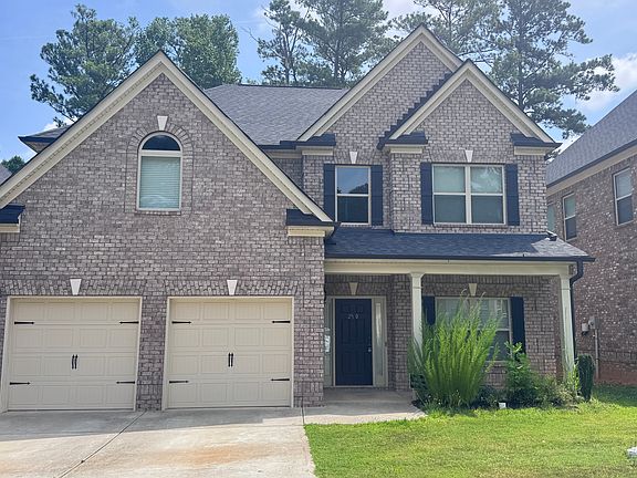 3rd image of 250 Sanctuary Dr