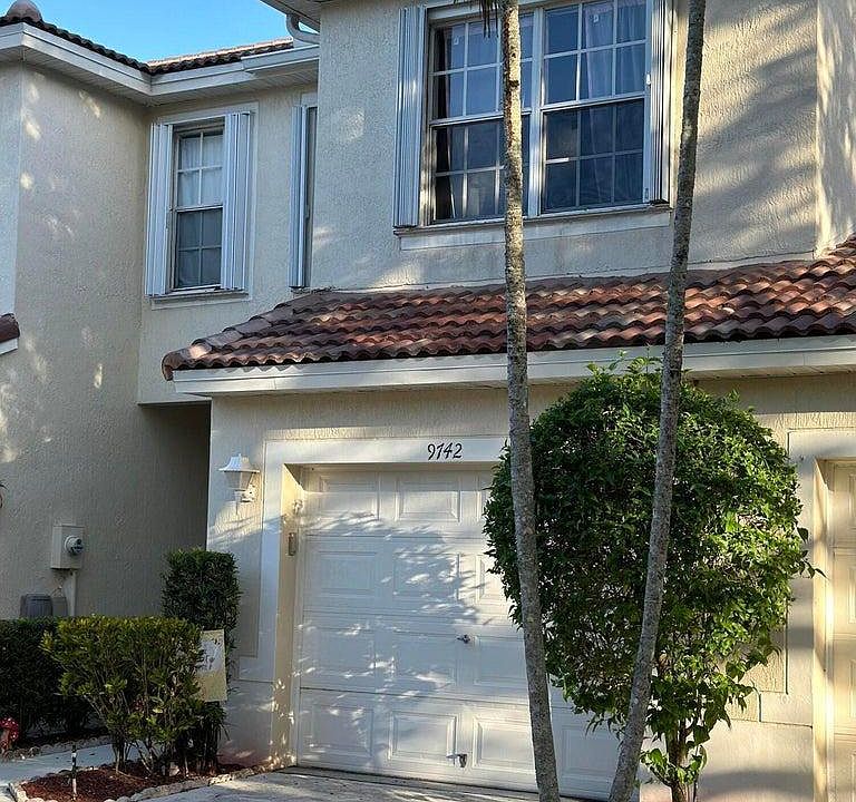 1st image of 9742 Porta Leona Ln