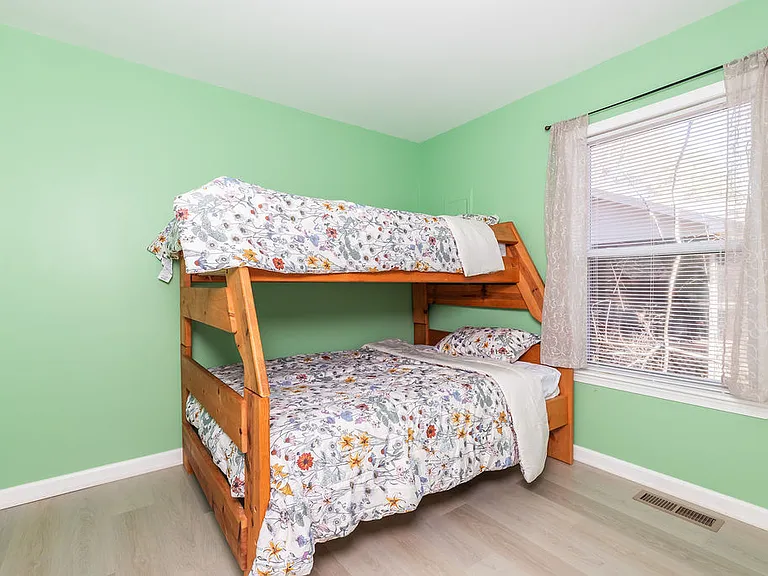 44 Robin Hood Trl — Photo 15