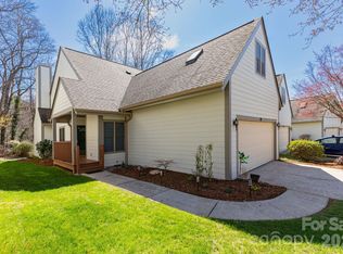 31 Little Cedar Ct, Asheville, NC 28805