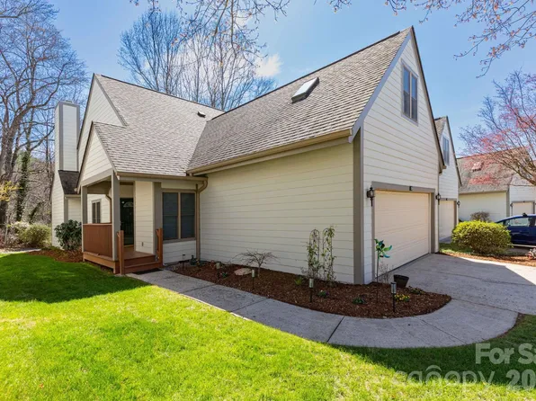 31 Little Cedar Ct, Asheville, NC 28805